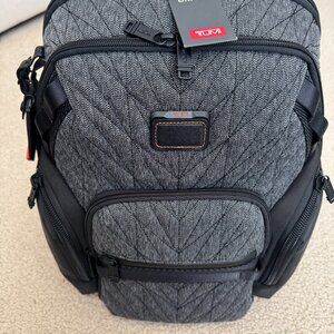 Tumi Alpha Bravo Sheppard Deluxe Backpack Dynamic Grey Stitching - Authentic
